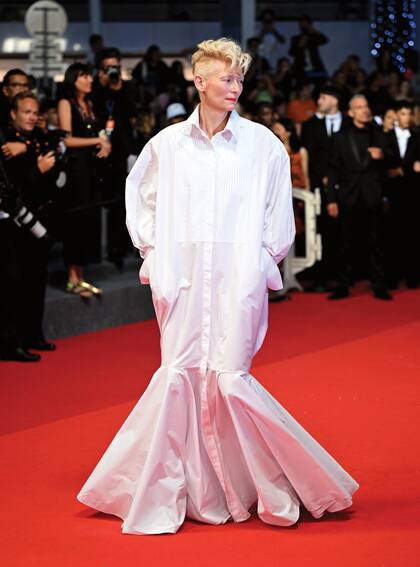 Tilda Swinton, en la red carpet del festival