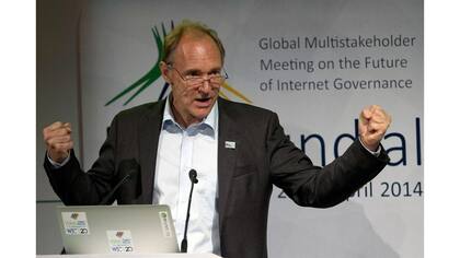 Tim Berners-Lee en Brasil, durante la cumbre NetMundial, en 2014