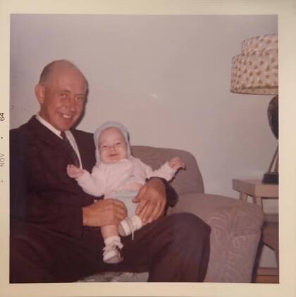 Tim Walz siempre recuerda a su padre con mucho cariño