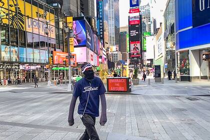 Times Square, desértica. 