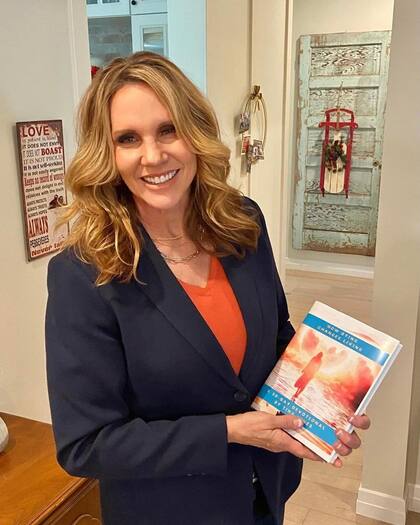 Tina Hines publicó un libro en el que relata su experiencia