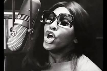 Tina Turner, en el estudio