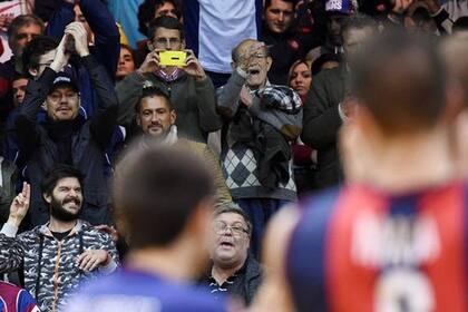Tinelli estuvo viendo el partido en Obras