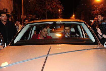 Tinelli se subió al auto de Fort y el millonario le mostró todos los chiches de su Rolls Royce.