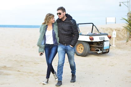 Tinelli y Valdes, orgulloso con su nuevo auto