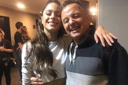 Tini Stoessel, junto a su tío Rodolfo