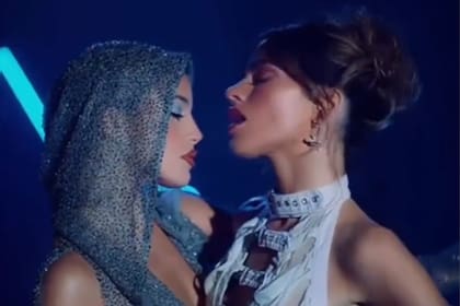 Tini Stoessel y Emilia Mernes en tiempos de colaboración y amistad
