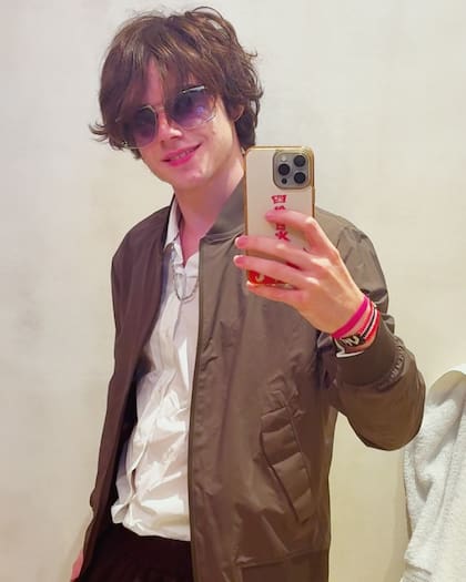 Tino muestra intereses el mundo artístico y deja ver que sigue los pasos de su padre (Instagram/@tino_mart1n)