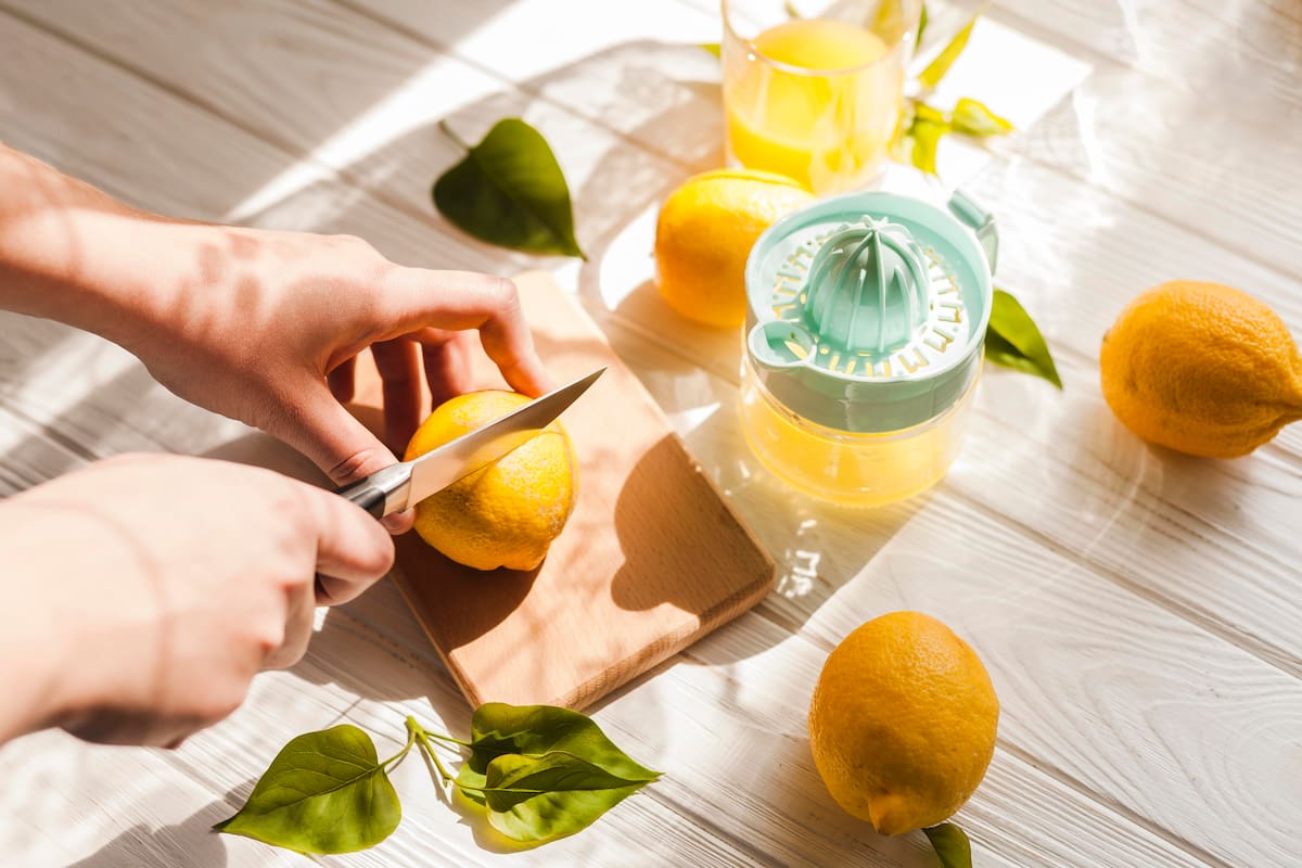 Aprendé a aromatizar tu casa con este sencillo truco: solo se necesitan cáscaras de limón