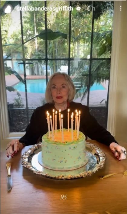 Tippi Hedren en el festejo de sus 95 años