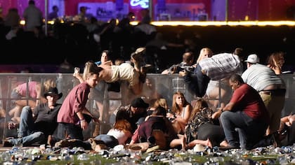 “Era tranquilo, amable y atento": así describió la novia del tirador de Las Vegas al hombre que mató a 59 personas