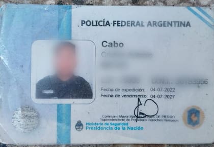 Tiroteo en Villa Crespo: un policía se bajó del auto, comenzó a disparar e hirió a un hombre.