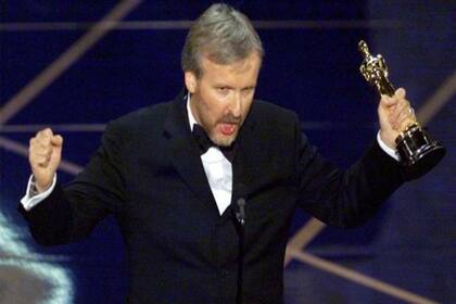 La frase "Soy el rey del mundo" fue improvisada por Di Caprio. Cuando la noche de los Oscar, Cameron se llevó en un container todos los premios que recibió por Titanic, no dudó en repetirla 