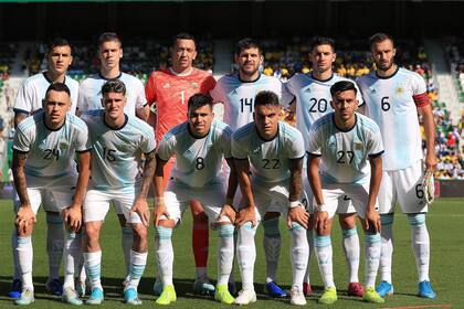 Titular con el N° 27 en el seleccionado argentino; el día del 6-1 a Ecuador en un amistoso