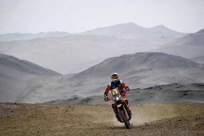 Toby Price, de Australia, en la octava etapa del Dakar 2019 entre San Juan de Marcona y Pisco, Perú