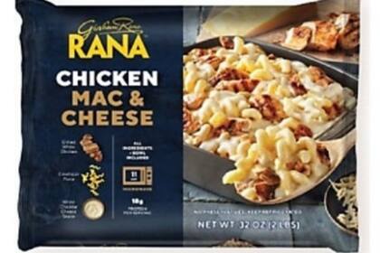 Todas las personas que potencialmente hayan consumido algún producto contaminado y presenten síntomas deben consultar de inmediato a su servicio de atención médica. Canva