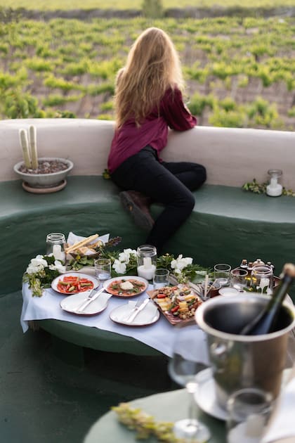 Todas las villas tienen terraza privada con chimenea y vista a las montañas