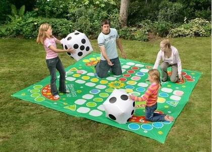 Los mejores regalos para niños combinan diversión y aprendizaje, desde juegos de construcción hasta actividades al aire libre que fomentan su creatividad y desarrollo físico