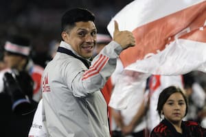 Enzo Pérez: de vivir en un garaje sin baño y mendigar pan, a ídolo de River sin haber nacido en el club