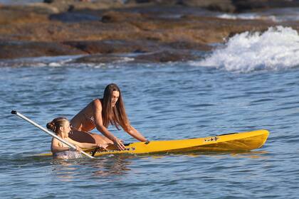 Todo es risas y complicidad entre Ámbar y Lucía Pedraza, hija mayor del matrimonio conformado por Julio Alberto Pedraza y Gabriela Inés Molina que además de modelo es Health Coach graduada en Institute Integrative of Nutrition de Estados Unidos