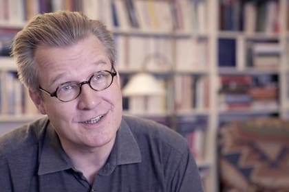 "Todo eso se consiguió al precio de minar lo fundamental que necesitamos para sobrevivir, es decir la naturaleza", determinó Blom