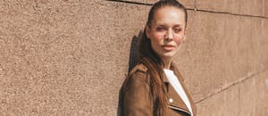 El insólito objeto escolar que puede ayudarte a limpiar la gamuza