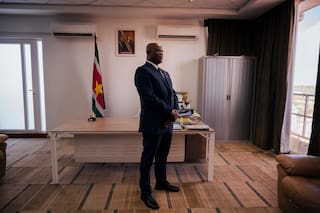 En la región. De guerrillero narco y magnate del oro a vicepresidente