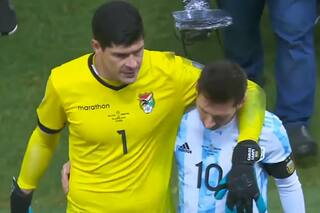 No jugó un minuto ni en Boca ni en Vélez y ahora es ídolo popular en Tucumán, donde no puede salir a la calle