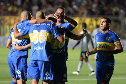 Todos abrazan a Messidoro