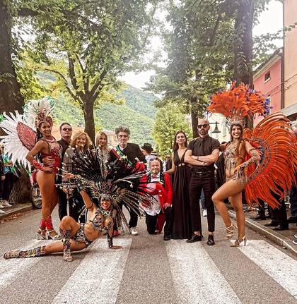Todos los años se realiza un desfile por Piobbico, antes de hacer la votación oficial