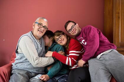 "Todos los chicos tienen el derecho a tener una familia y nosotros sentimos que podíamos darle esa oportunidad a Ciro. Que se lo merecía”, dice Cristina.