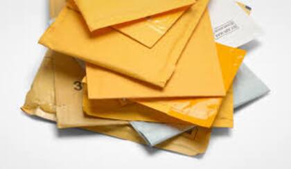 Todos los documentos deben estar en inglés o ser acompañados por una traducción al inglés completa y precisa realizada por un traductor certificado