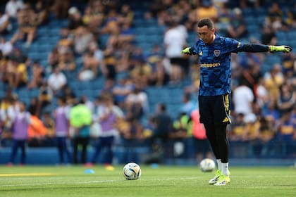 Todos los futbolistas se fueron a los vestuarios