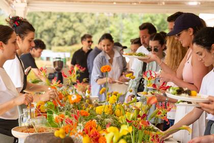 Todos los invitados disfrutaron del banquete para el almuerzo que armó Toti Quesada.
