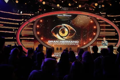 Todos los nominados en la segunda placa planta de Gran Hermano Generación Dorada