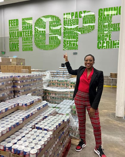 Todos los productos que reparte el Banco de Alimentos de Houston son frescos y con vigencia (Instagram/@houstonfoodbank)