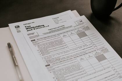 Todos los residentes permanentes están obligados a presentar su declaración de impuestos