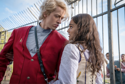 Tom Blyth y Rachel Zegler en la precuela de Los juegos del hambre. Fue el papel con el que conoció la fama mundial