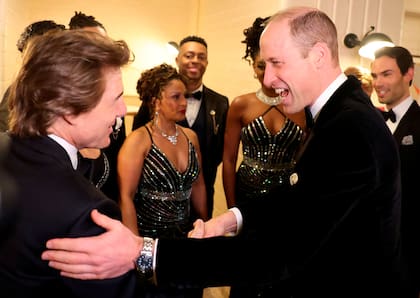 Tom Cruise logró sacarle varias sonrisas al príncipe de Gales. El actor fue un amigo cercano de Lady Di y conoce a William desde que era apenas un niño. La gala para la Air Ambulance Charity se llevó a cabo en un hotel de Londres