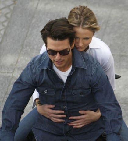 Tom Cruise y Cameron Diaz motorizados en el set de Knight and Day