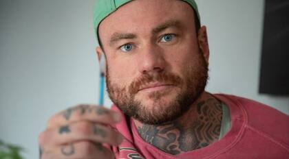 Tom Powell, exconcursante de "Love Island", pide a la gente que no empiece a tomar esteroides por su aspecto físico