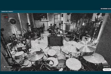 Toma de la cámara de seguridad del estudio donde grabaron los Rolling Stones