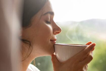 Tomar caldo puede ofrecer una variedad de beneficios para la salud (Foto de carácter ilustrativo: Pixabay)