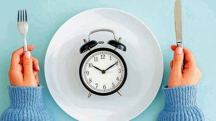 Tomar el tiempo necesario para comer podría marcar la diferencia (Foto: iStock)