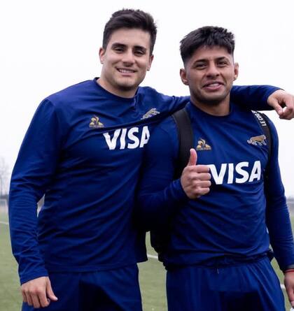 Tomás Albornoz y Gonzalo García, una pareja de medios 100% tucumana que puede adueñarse de la conducción de los Pumas en la cancha; "hablamos el mismo idioma", celebra el medio-scrum.