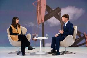 Tomás Córdoba, CEO de MetroGAS, y Sofía Diamante, periodista de LA NACION, en el capítulo 2 del summit de Energía