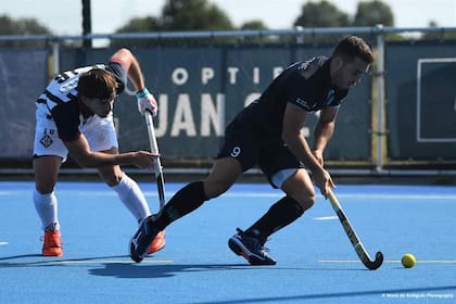 Tomás Domene es el único argentino radicado allí que tiene contrato profesional y experiencia en la selección argentina, y va por su cuarta temporada en suelo europeo