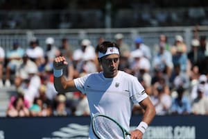 Tomás Etcheverry rompió una barrera en el Masters 1000 de Miami y ya está en los octavos de final
