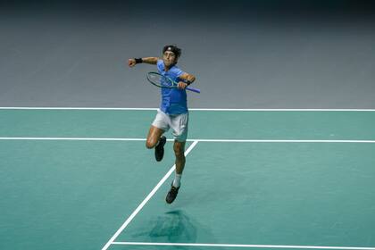 Tomás Etcheverry en la reciente fase de grupos de las Finales de la Copa Davis