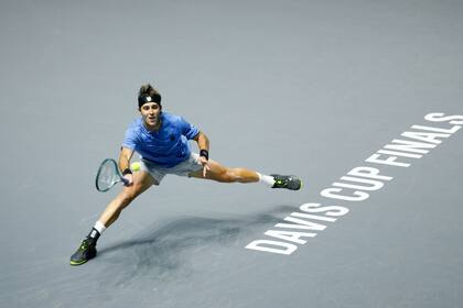 Tomás Etcheverry venció a Evans en Manchester